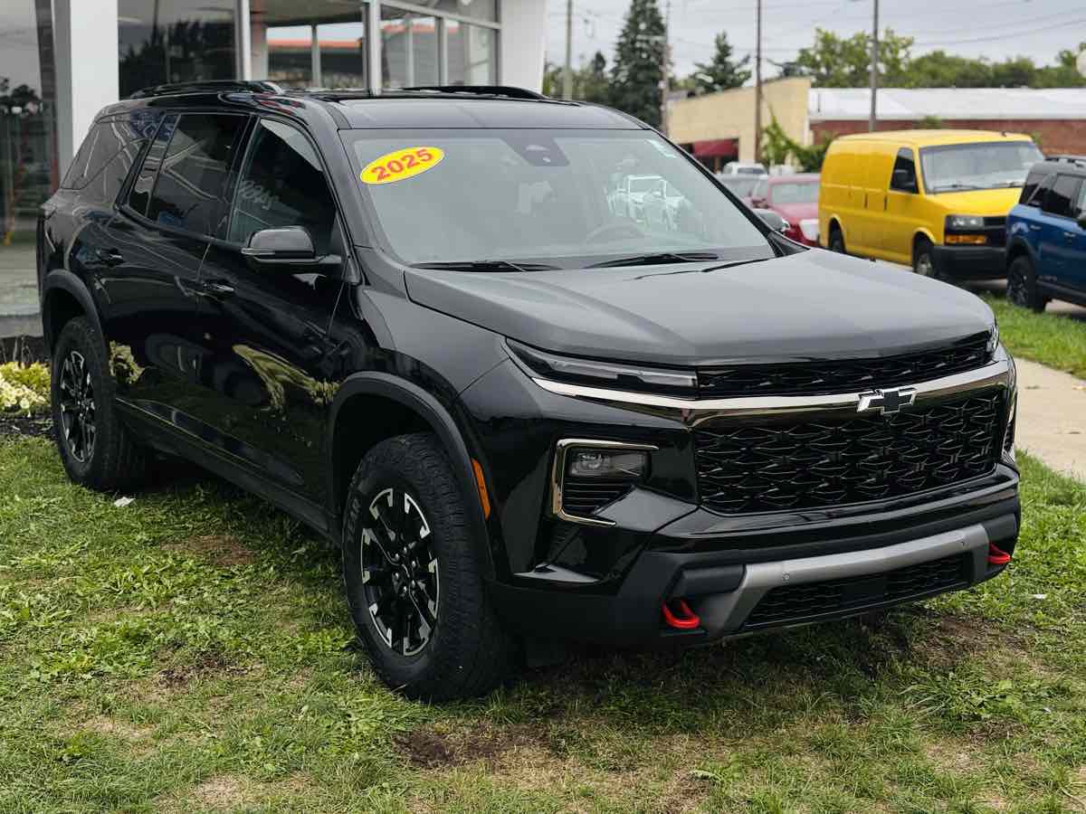 2025 Chevrolet Traverse AWD Z71