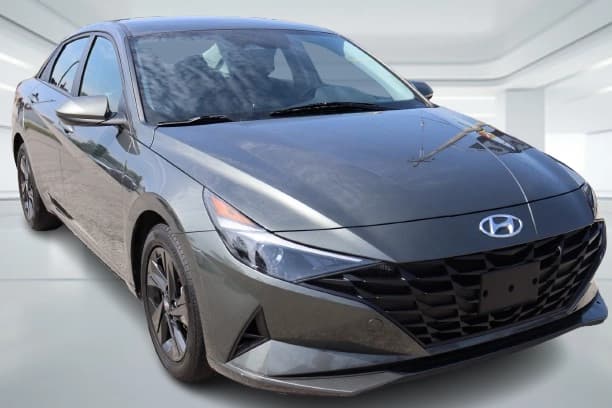 2023 Hyundai Elantra Preferred